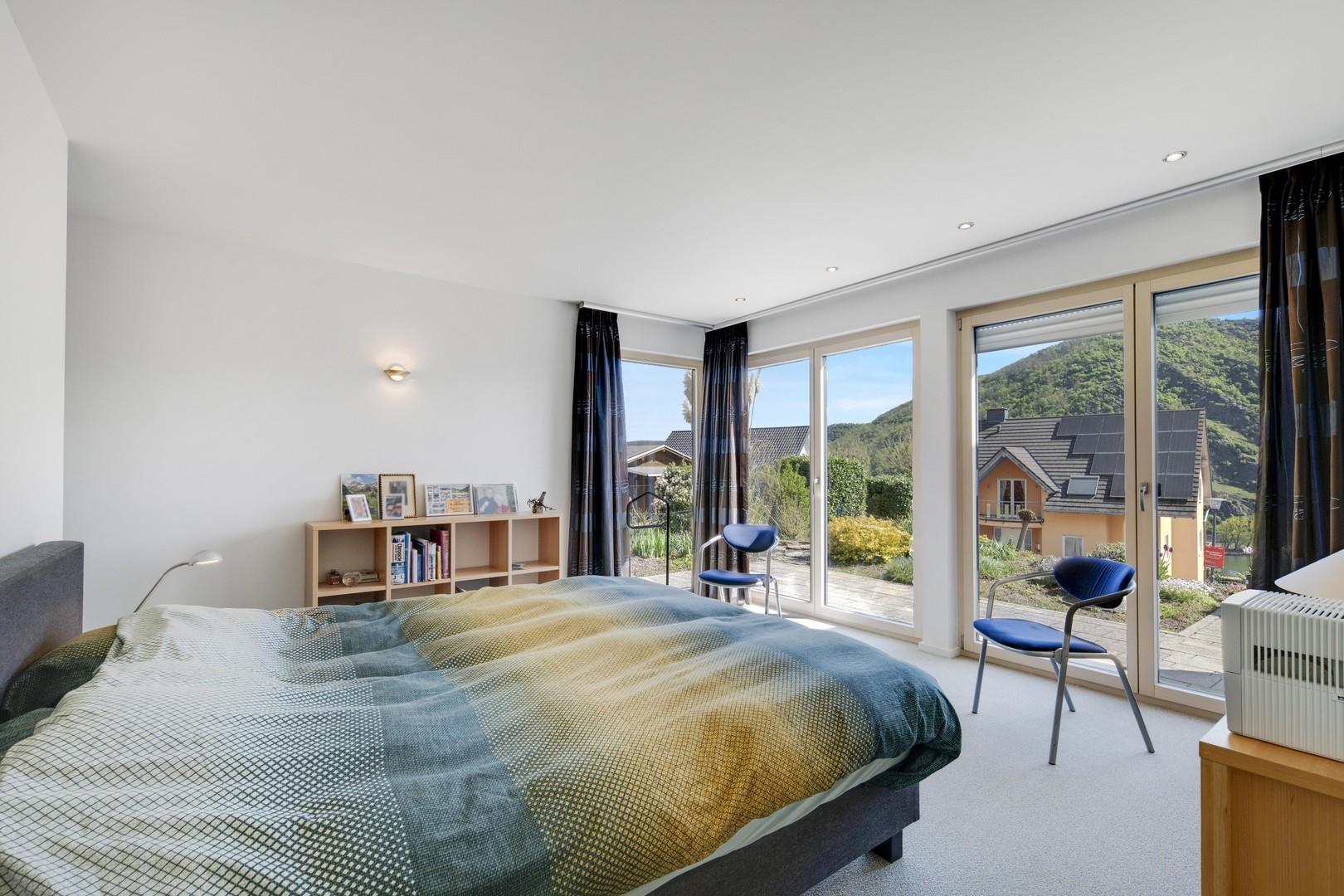 Schlafzimmer 2
