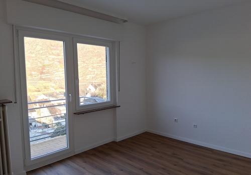 Arbeitszimmer mit Balkon