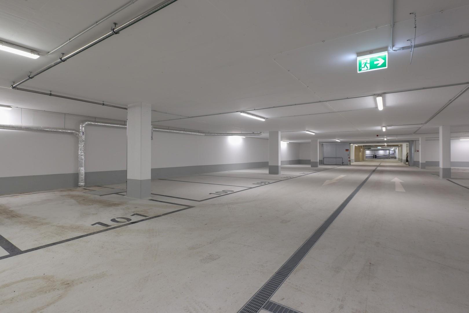 Tiefgaragenstellplatz