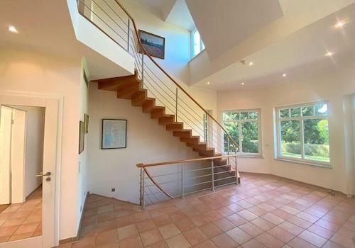 Faltwerktreppe in Kirschholz