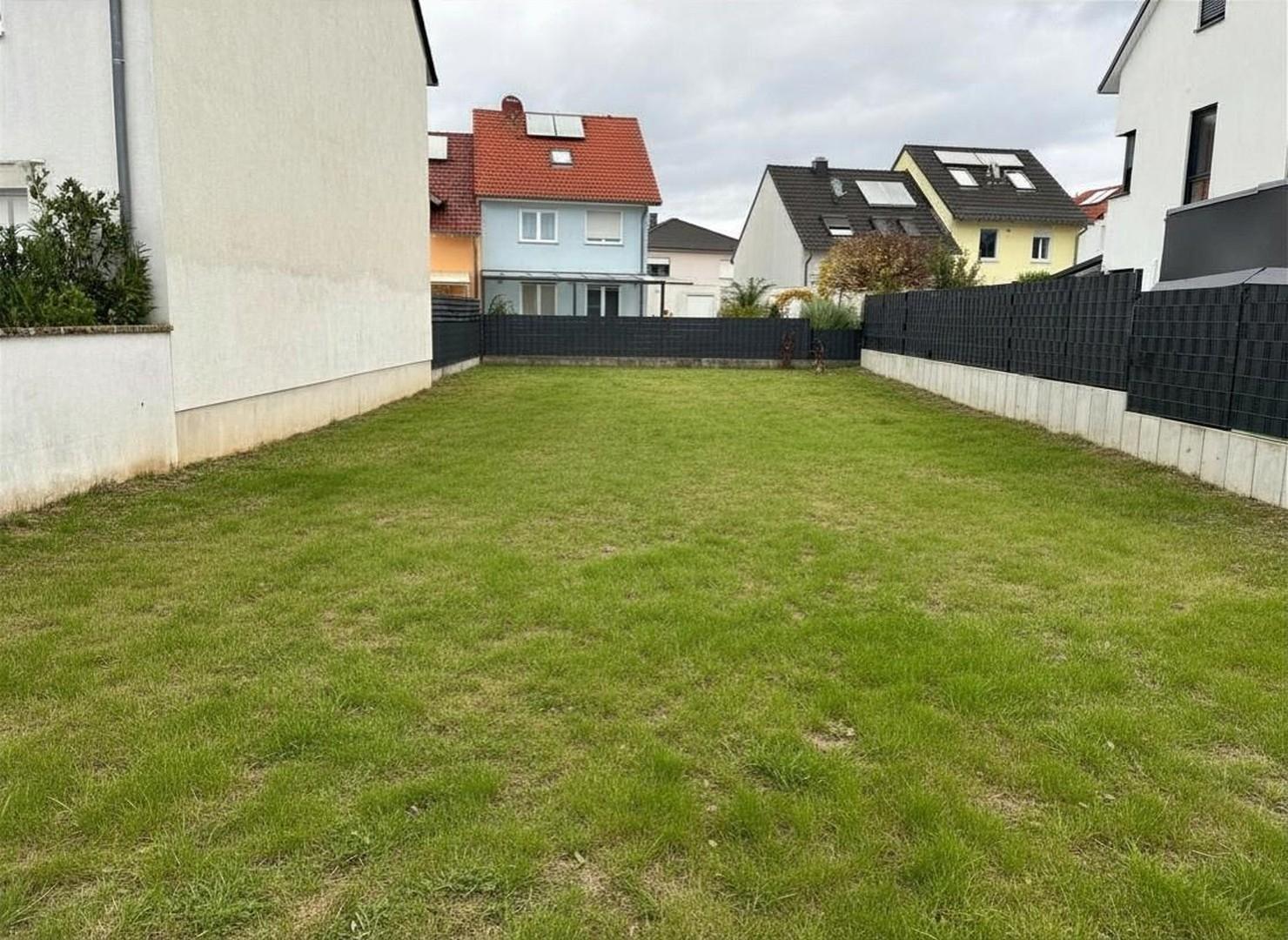 Blick auf das Grundstück