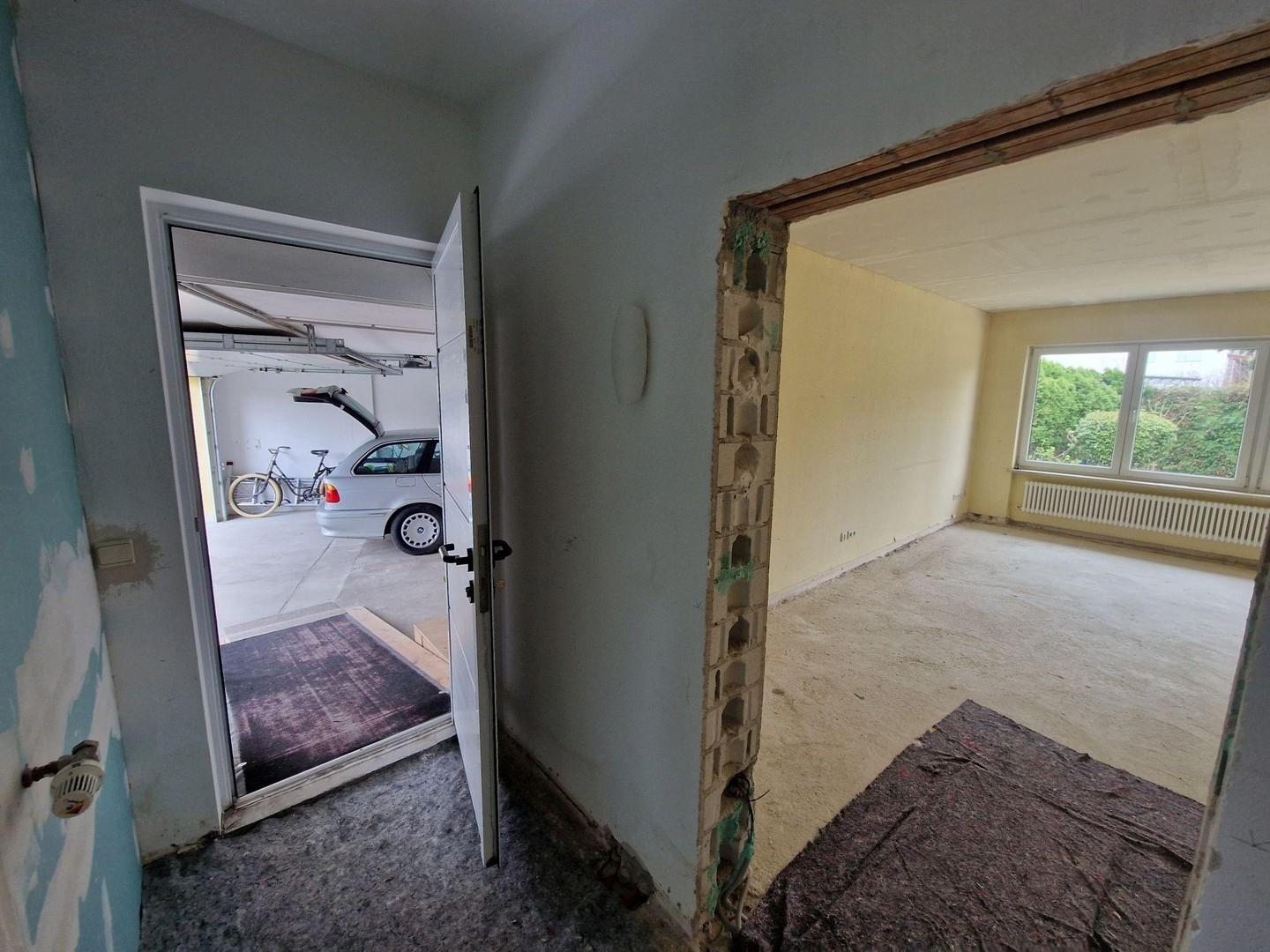 EG Hauszugang von der Garage