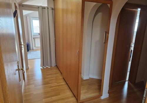 DG Ankleideflur zum Schlafzi.