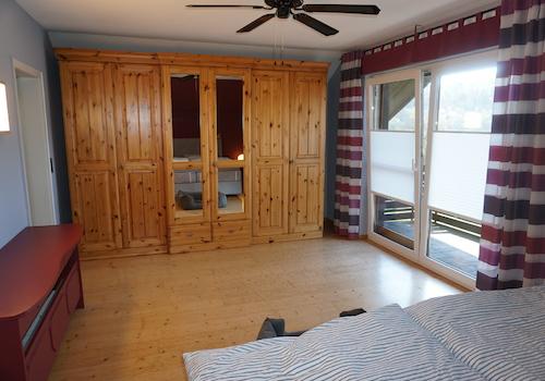 Weiterer Blick ins Schlafzimmer