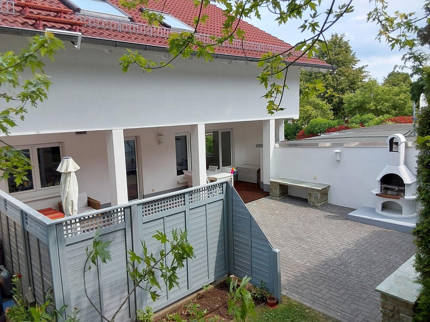 DHH mit Südterrasse