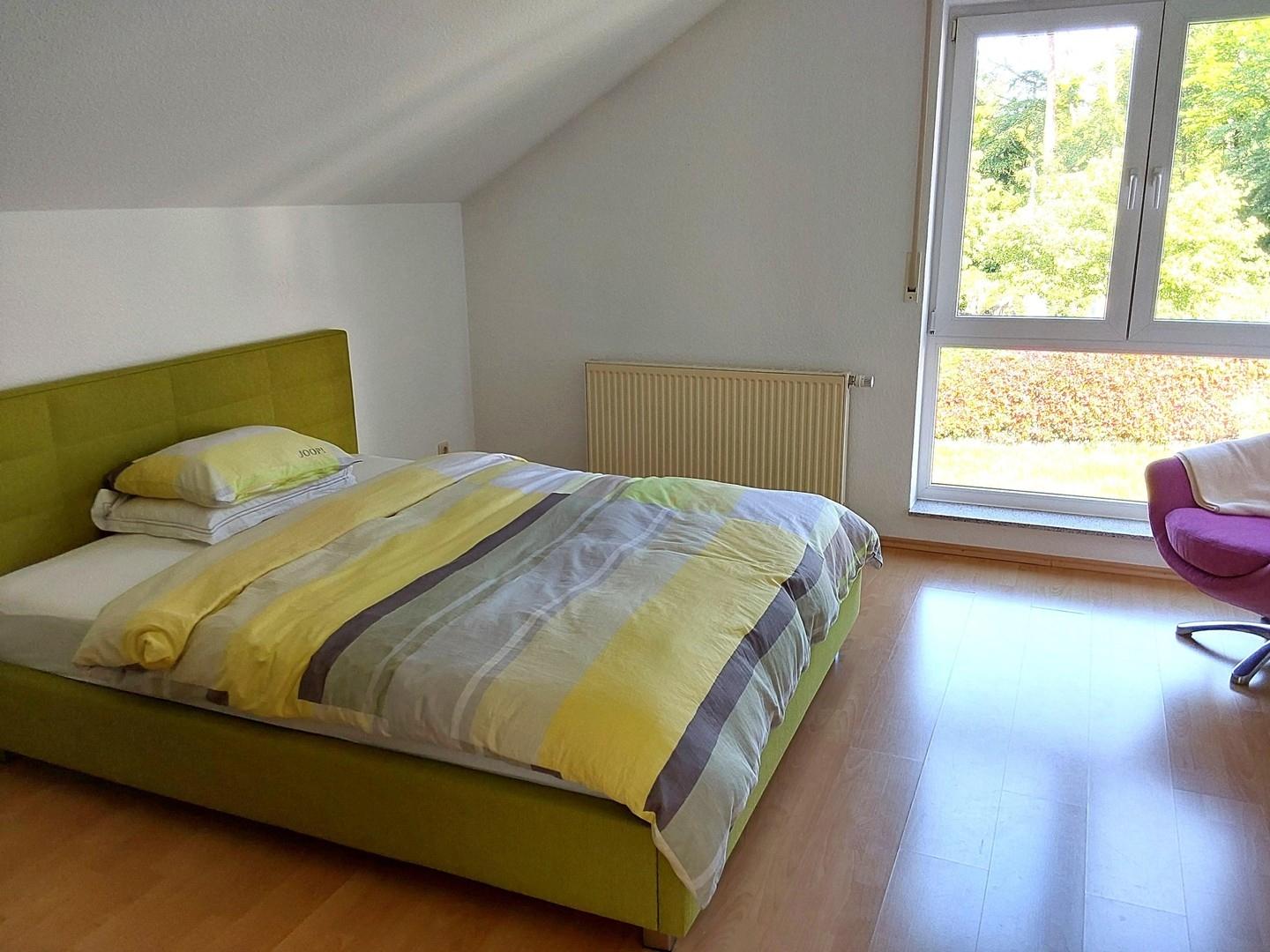 Helles Schlafzimmer