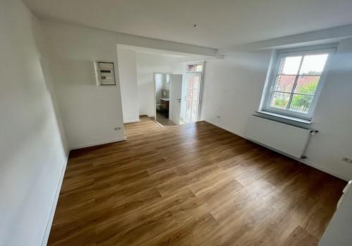 Büro KG