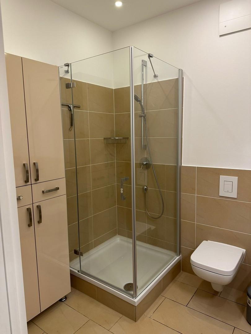 Gäste WC mit Dusche