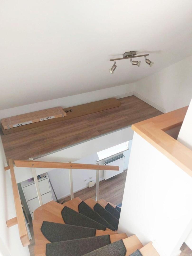Treppe ins DG