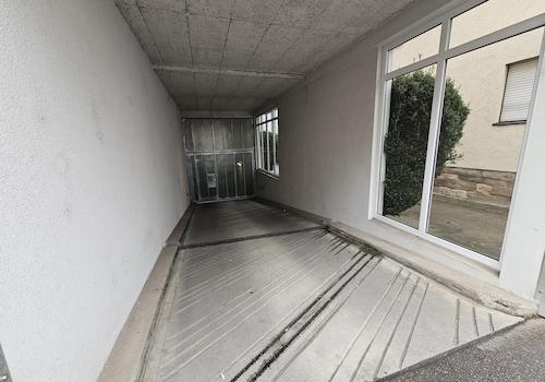 Tiefgarageneinfahrt 