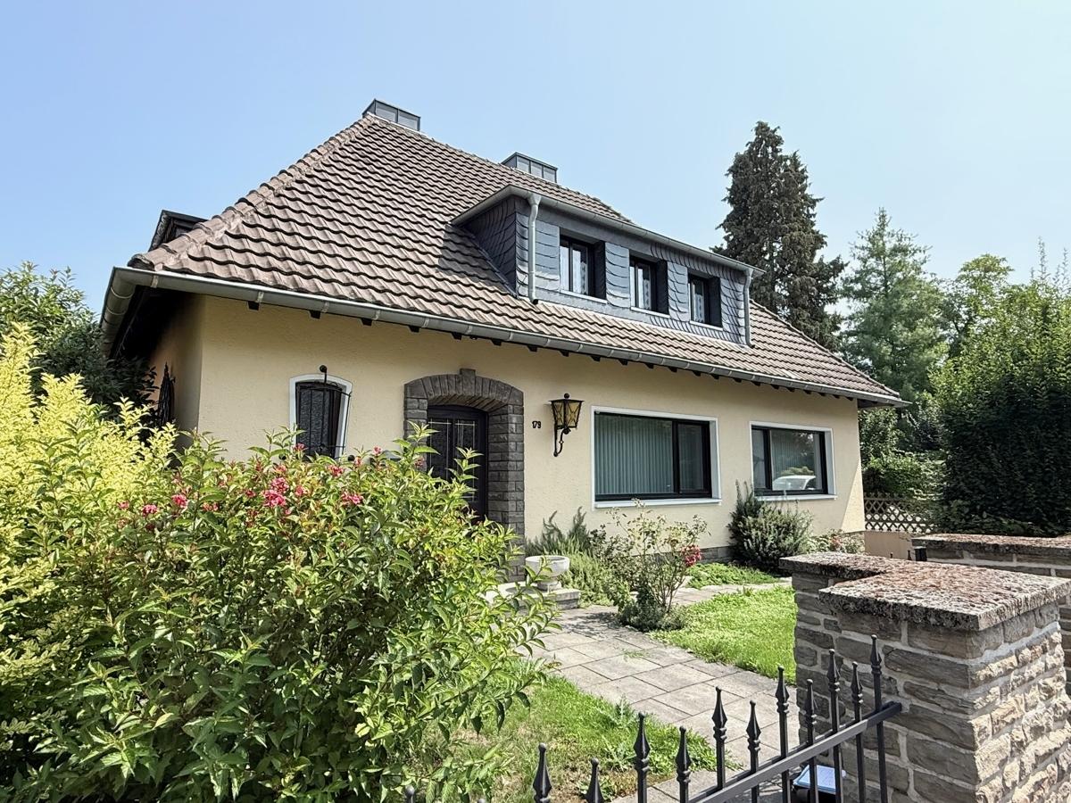 Straßenansicht
