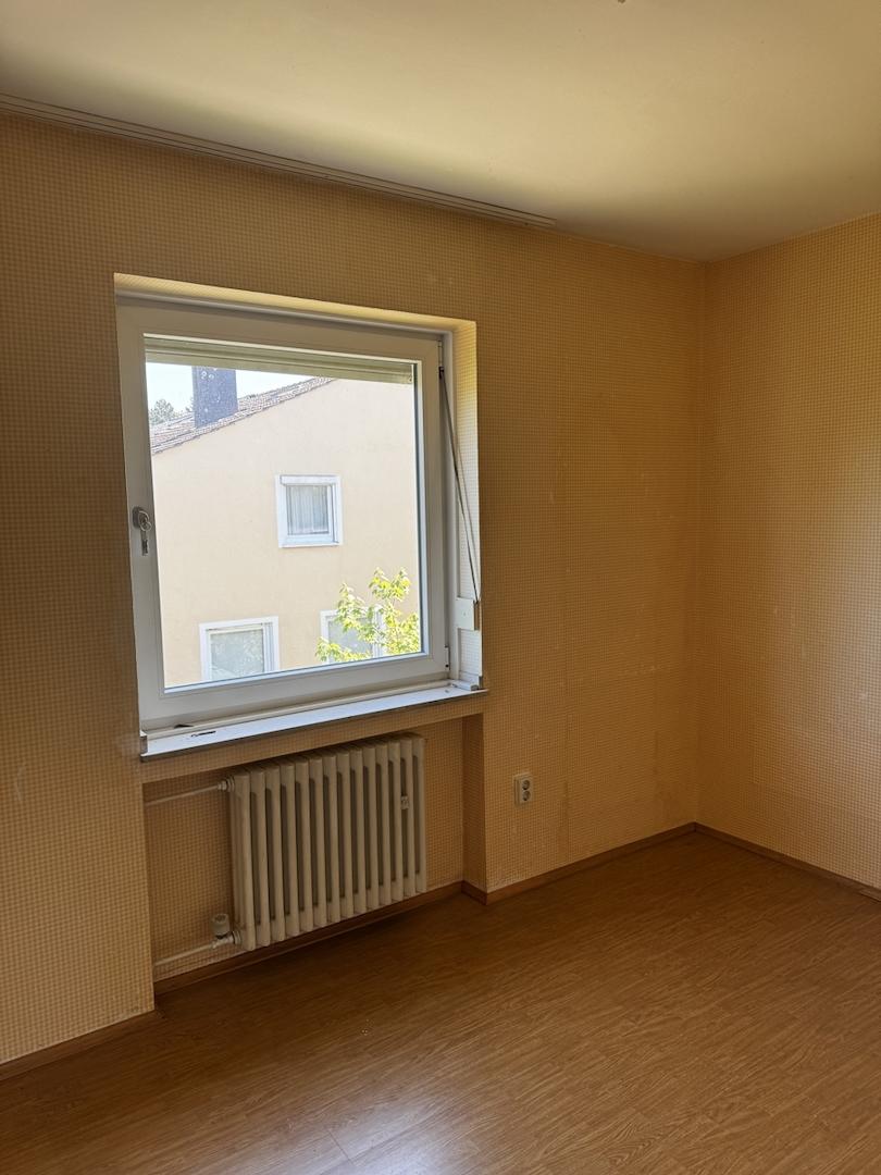 Schlafzimmer 4