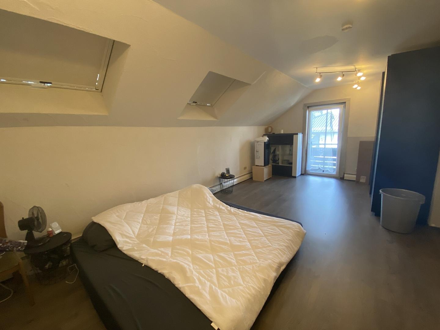 Schlafzimmer DG