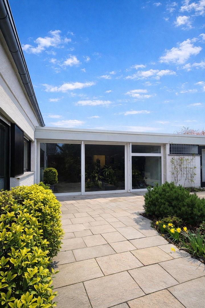 Blick Innenhof auf Panorama-Z.