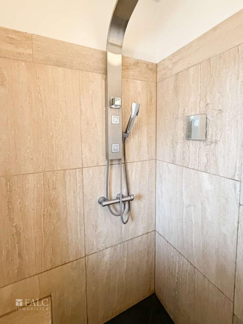 Dusche EG