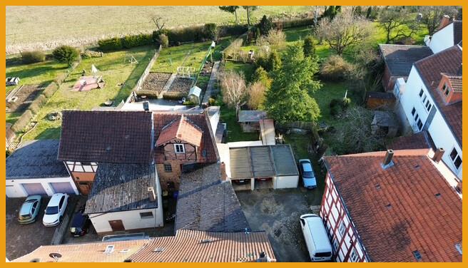 Blick auf das Nebengebäude