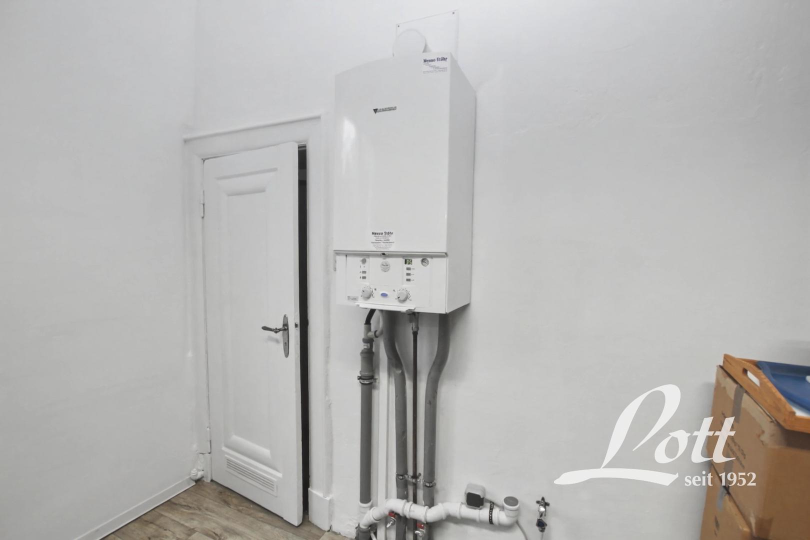  3 neuwertige Brennwertthermen (exemplarisch)