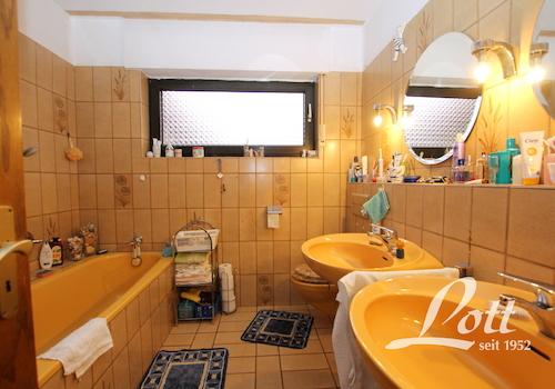 Badezimmer (Erdgeschoss)