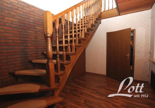 Treppenaufgang ins Dachgeschoss