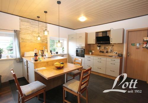 Wohn-, Ess- und Kochbereich