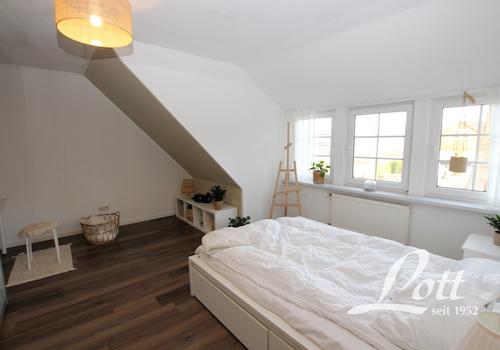 Schlafzimmer Dachgeschoss Hauptgebäude