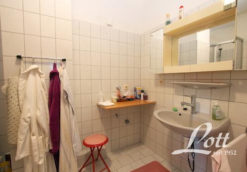 Badezimmer im Dachgeschoss