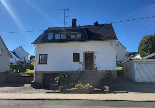 Straßenansicht