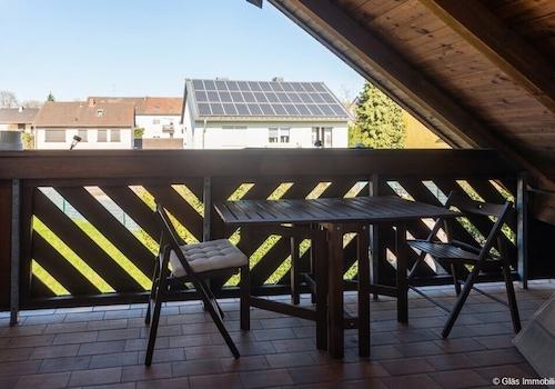 Überdachter Balkon