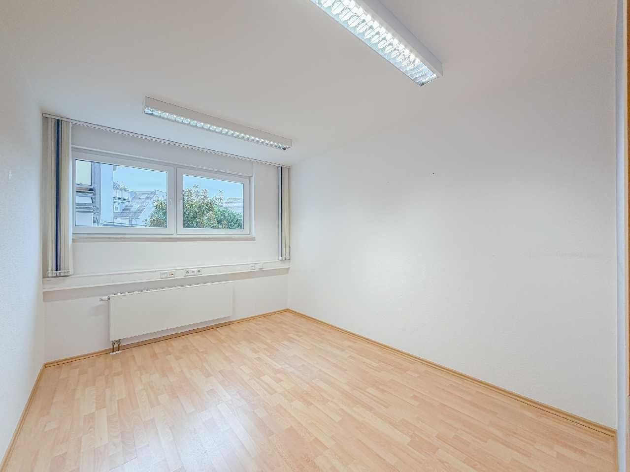 Büro 1