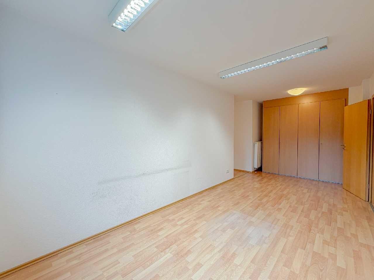 Büro 4