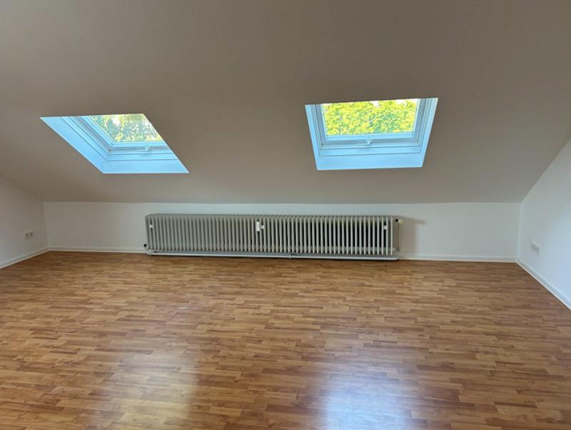 Wohn-, Schlafzimmer mit ...
