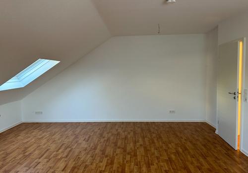 Wohn-, Schlafzimmer