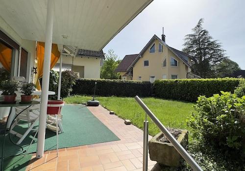 Terrasse und Garten