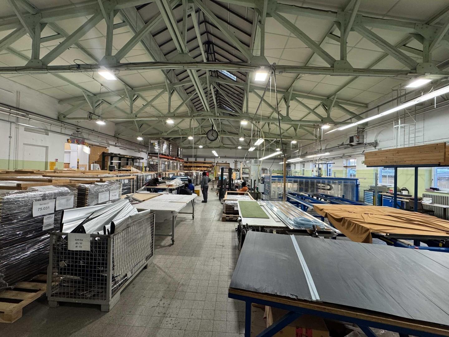 Halle Produktion 1 Ost