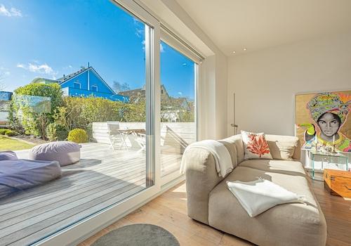 Wohnzimmer mit Terasse 1