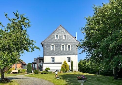 Zugang zum Fachwerkhaus (1)