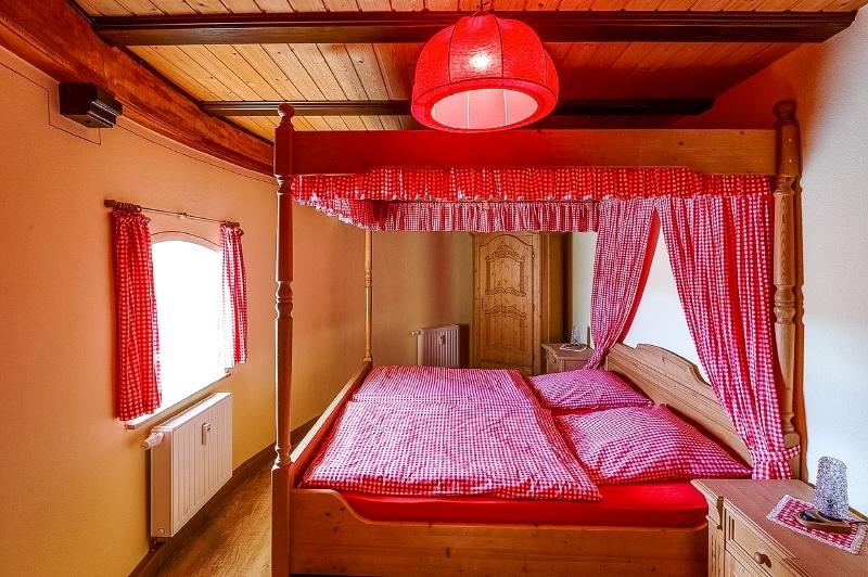 Im Ferienhaus (4)