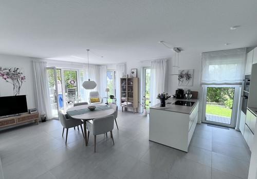 Kücheninsel mit Essplatz