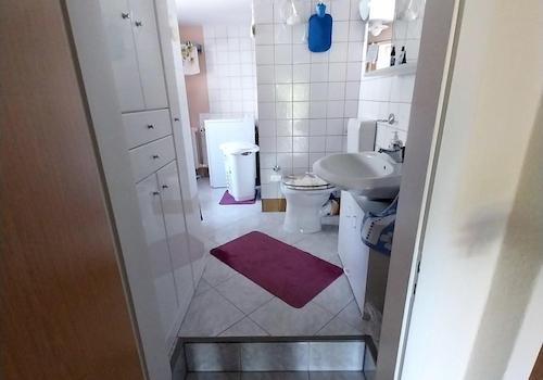 Bad EG - mit Dusche