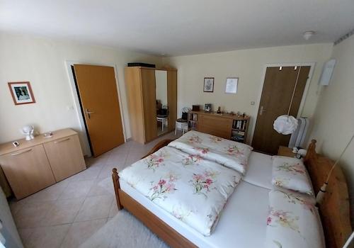 Schlafzimmer EG