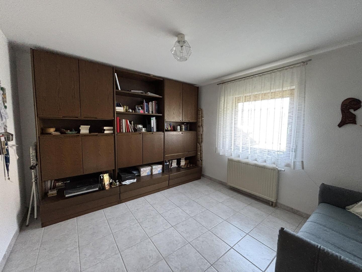 Gäste-/Hausarbeitszimmer EG