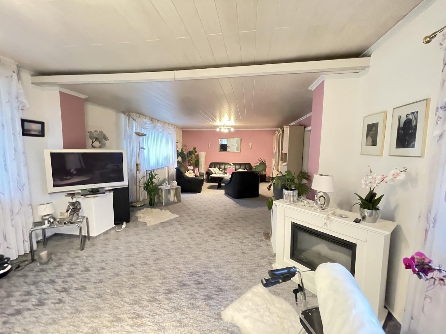 Wohnzimmer (OG)