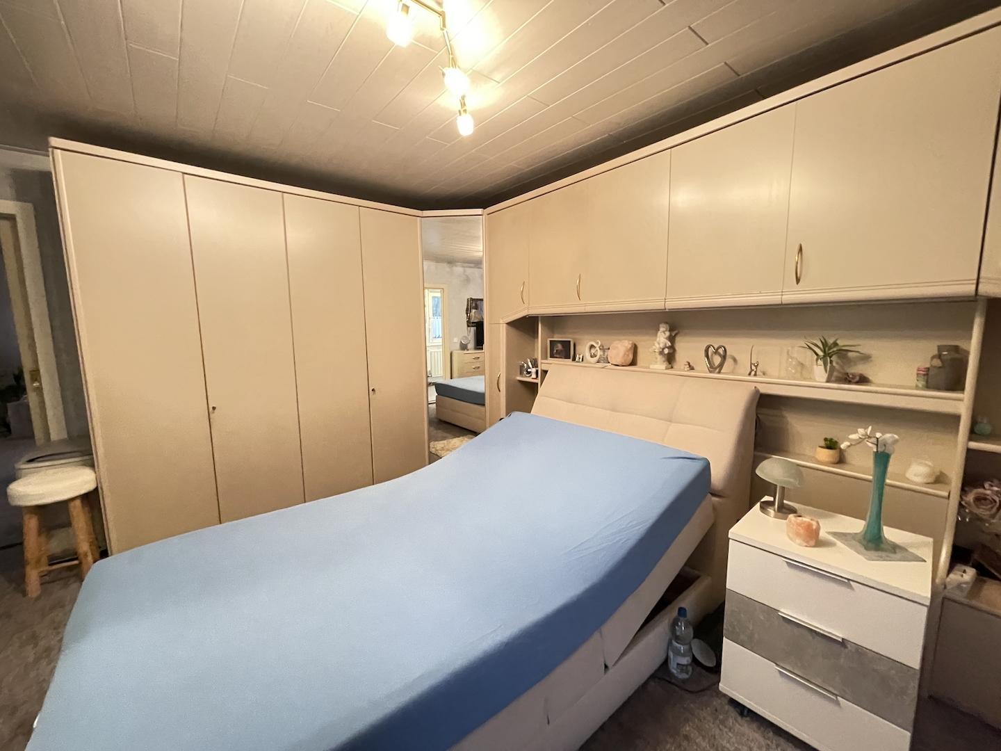 Schlafzimmer (OG)