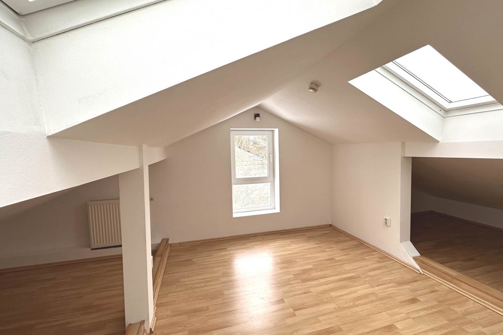 Spitzboden Studio/Arbeitszimmer