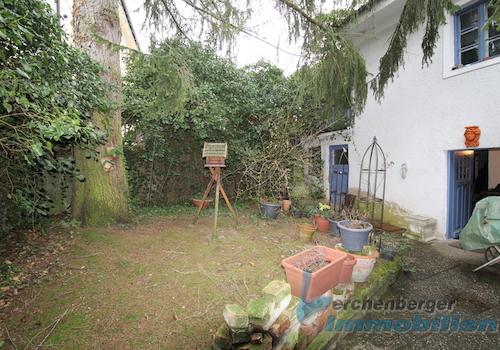 Haus mit  Garten.jpg