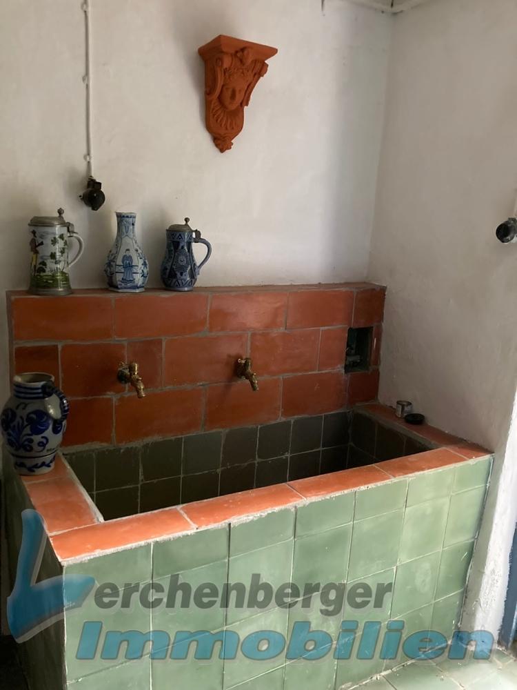 Wasserbecken.jpg