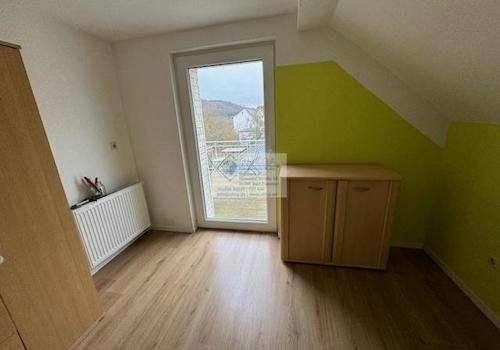 IMG_0421 Haus 1 Zimmer mit Zugang Balkon