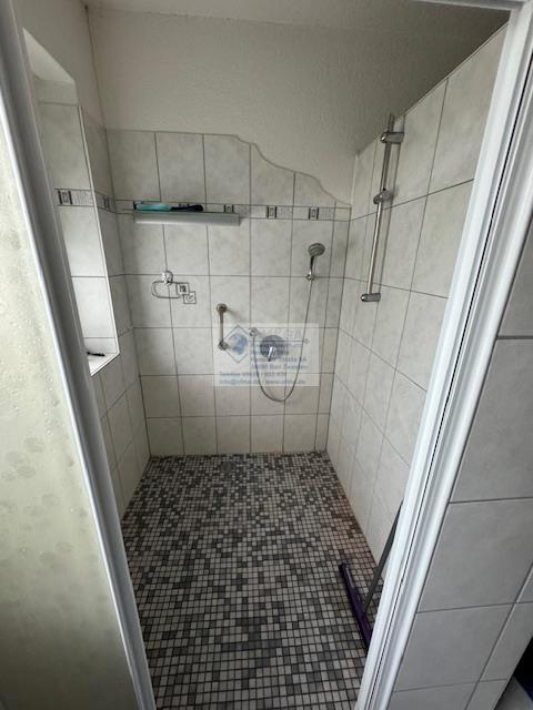 IMG_0400 große Dusche HAus 2