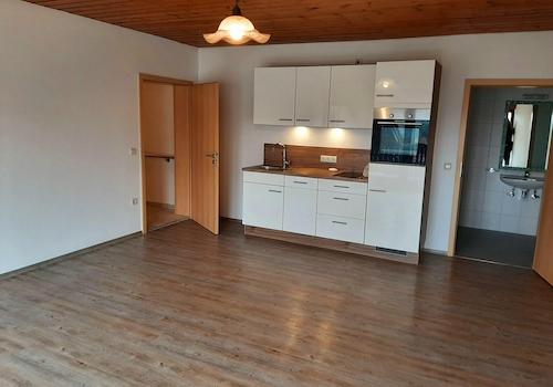 DG Wohnzimmer mit Küchenzeile