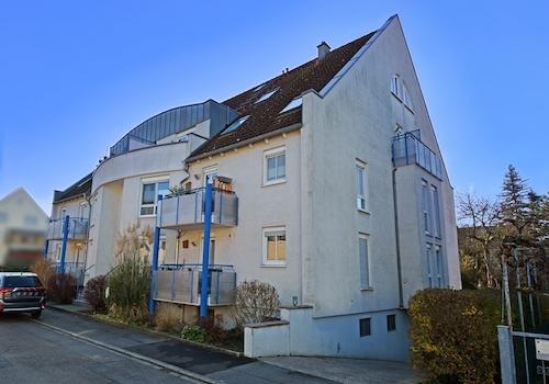 seitliche Gebäudeansicht